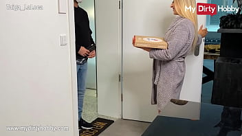 MyDirtyHobby - German amateur blonde with amazing body prefers to eat the delicious cock of the pizza delivery guy